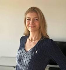 Ms Marie Pételet